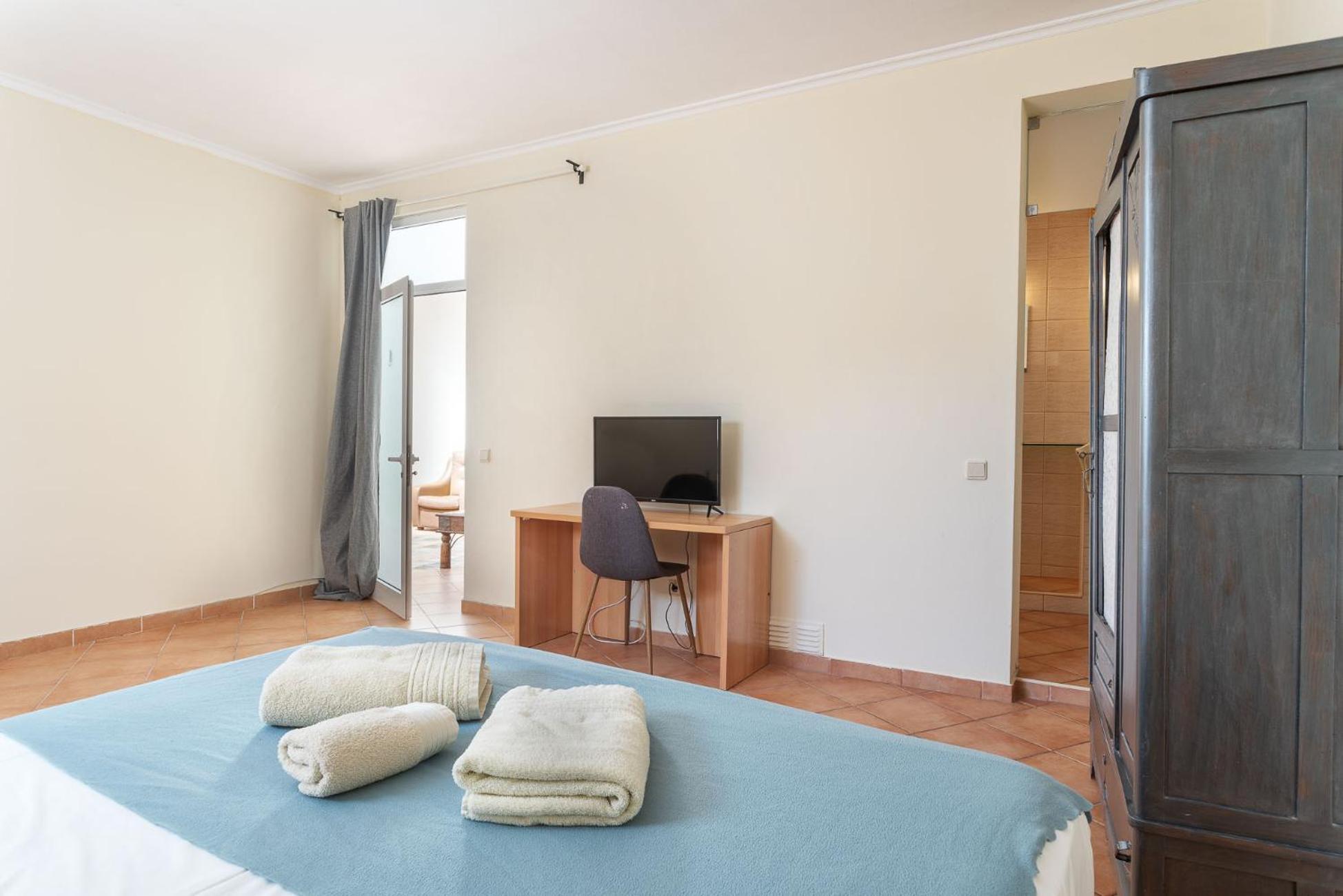 Blife Alicya Private Rooms Faro Eksteriør bilde